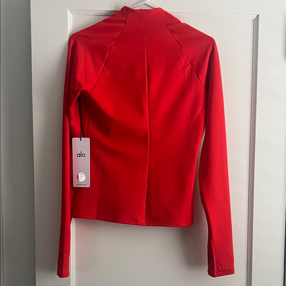 ALO Yoga Red Long-Sleeve Zip Athletic Top - Picture 5 of 7